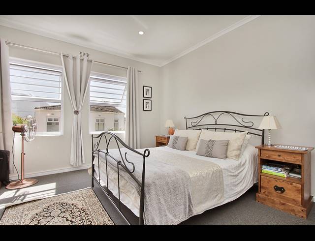 3 BEDROOM TOWNHOUSE RENTED IN KENILWORTH UPPER